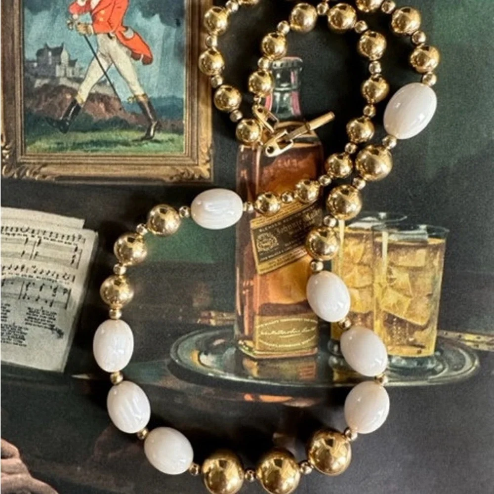 Vintage Napier gold and white beaded necklace 80’s